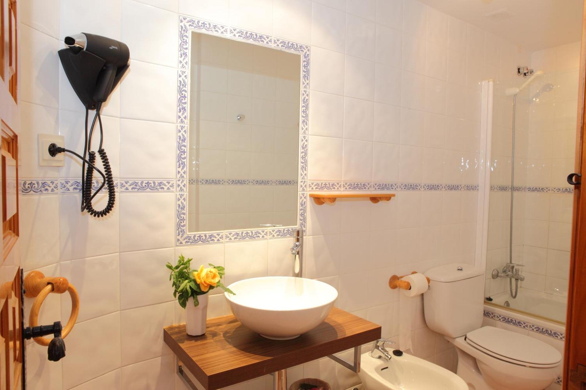 Sahun Apartamentos Alba Casa Alquesera מראה חיצוני תמונה