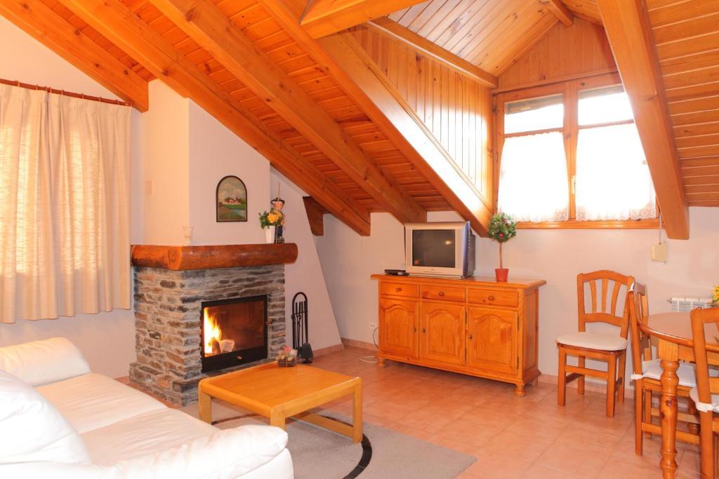 Sahun Apartamentos Alba Casa Alquesera חדר תמונה